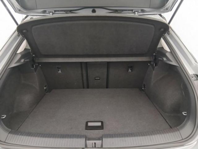 Volkswagen T-Roc image 2