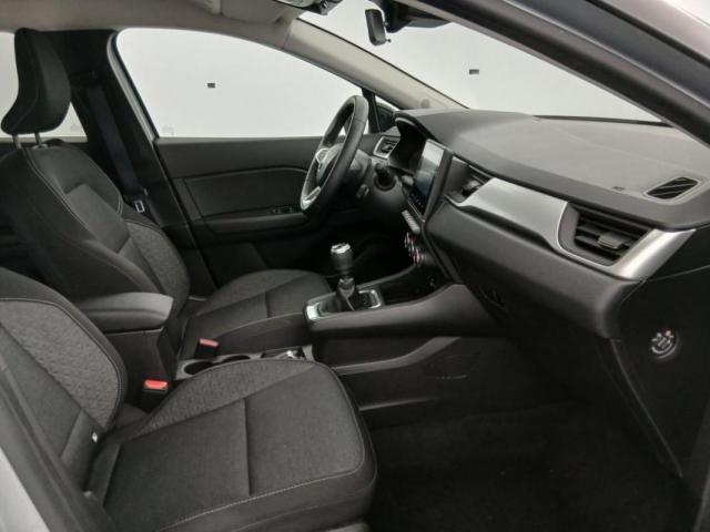 Renault Captur image 8