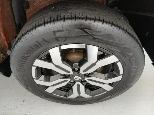 Dacia Duster image 2