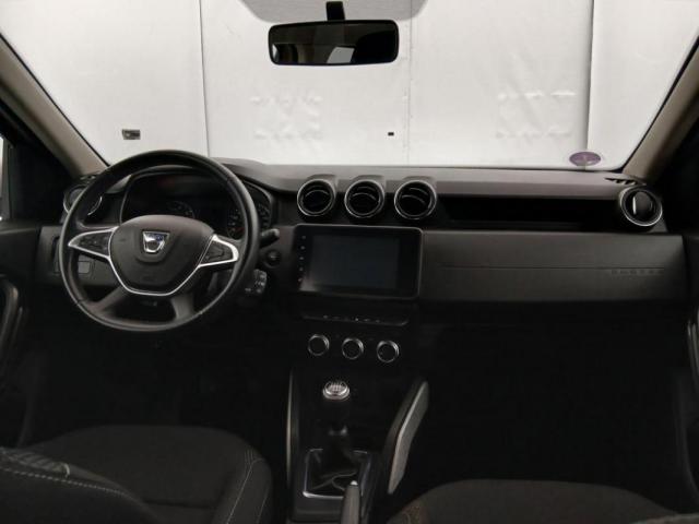Dacia Duster image 1
