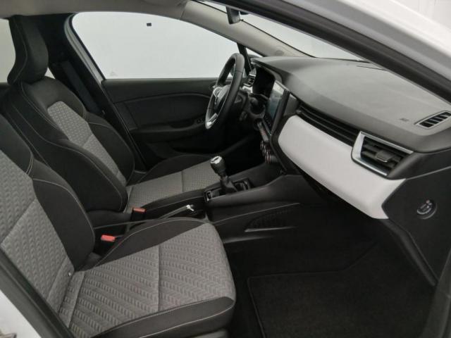 Renault Clio image 2