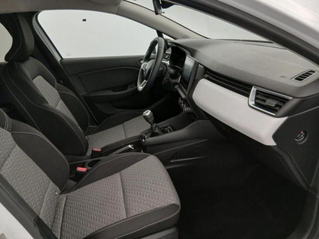 Renault Clio image 2