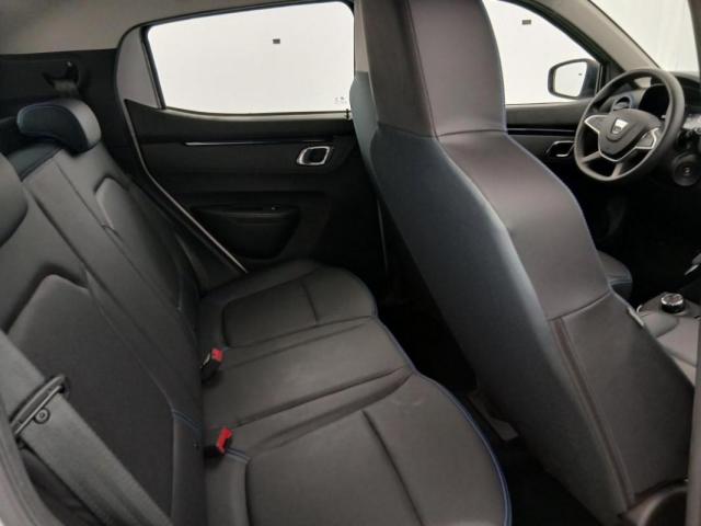 Dacia Spring image 8