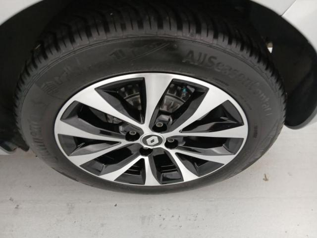 Renault Clio image 9
