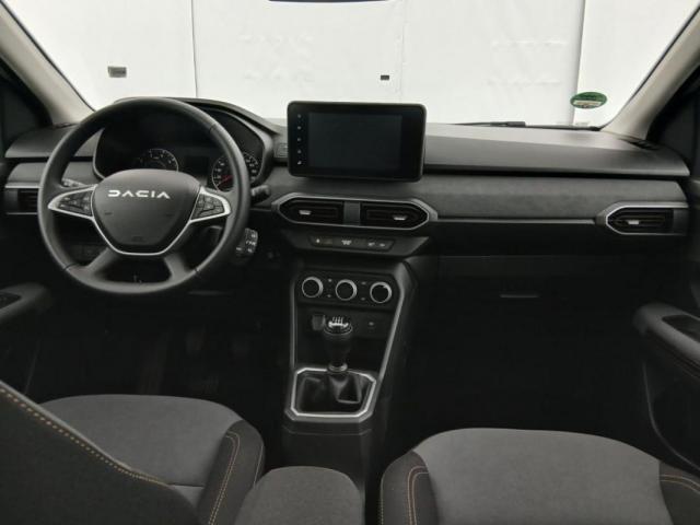 Dacia Sandero image 3