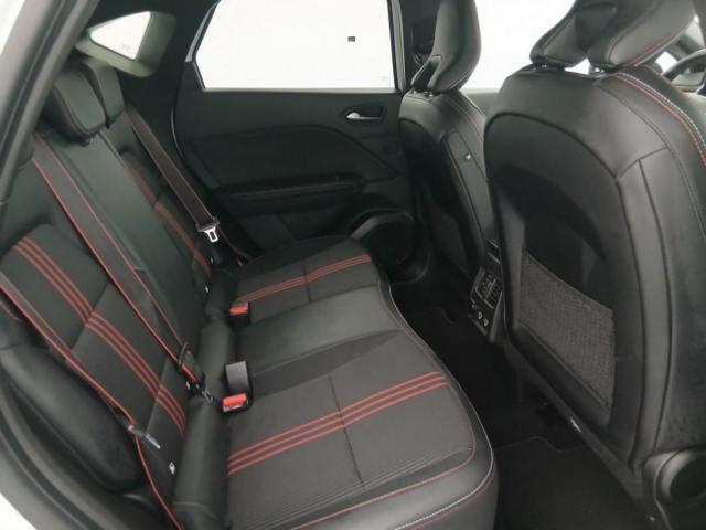 Renault Captur image 3