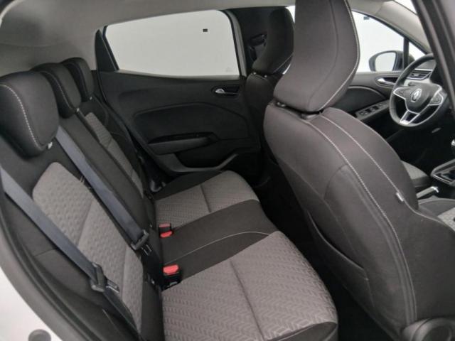 Renault Clio image 6
