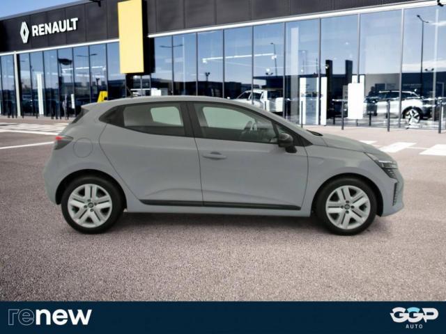 Renault Clio image 9