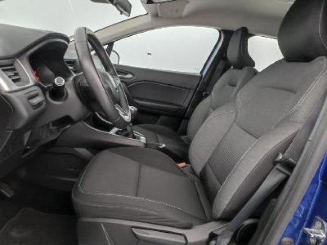 Renault Captur image 9