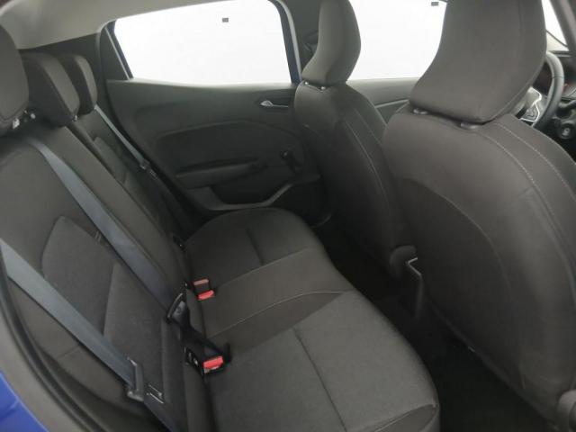 Renault Clio image 2