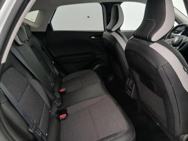 Renault Captur image 9