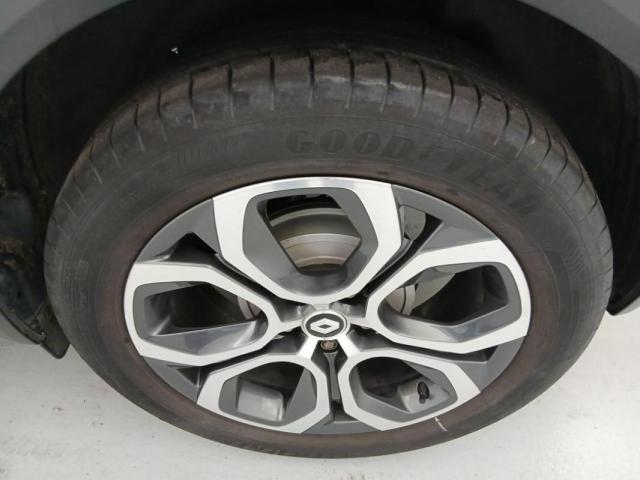 Renault Captur image 8