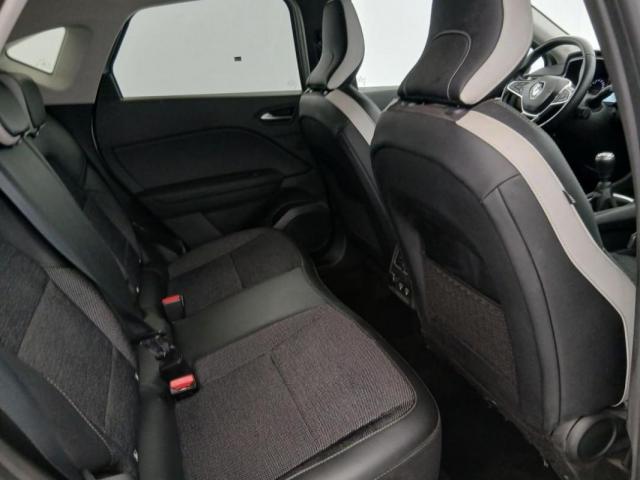 Renault Captur image 7