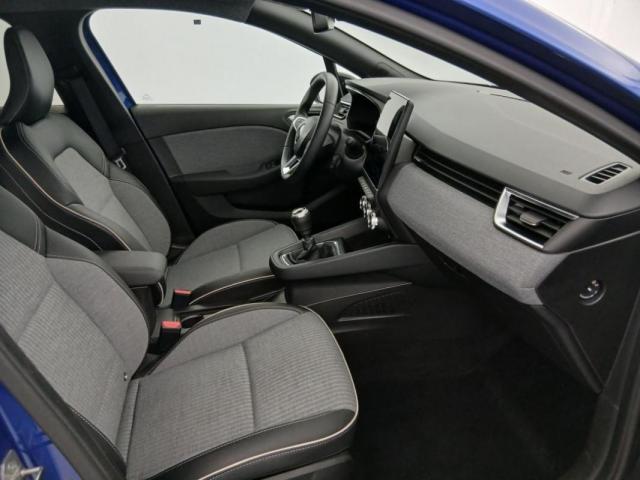 Renault Clio image 8