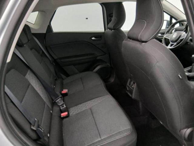 Renault Captur image 6