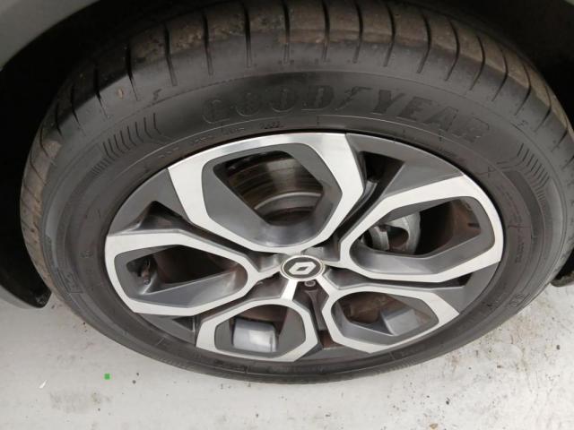 Renault Captur image 9
