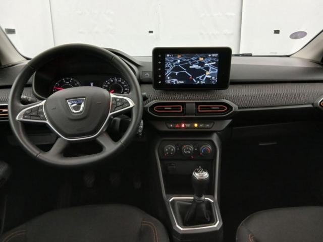 Dacia Sandero image 3
