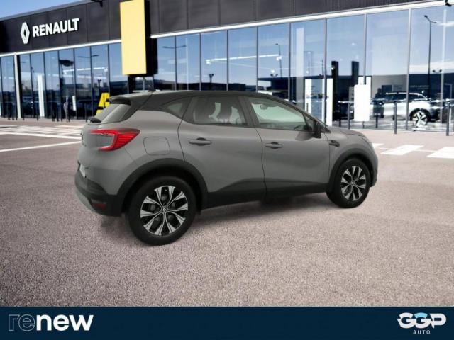 Renault Captur image 8