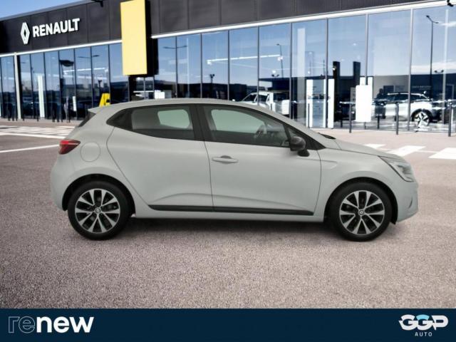 Renault Clio image 2