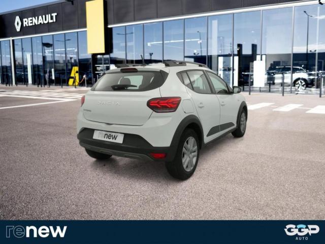 Dacia Sandero image 1