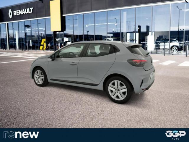 Renault Clio image 2