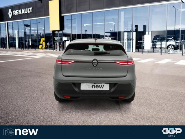 Renault Mégane E-Tech image 9