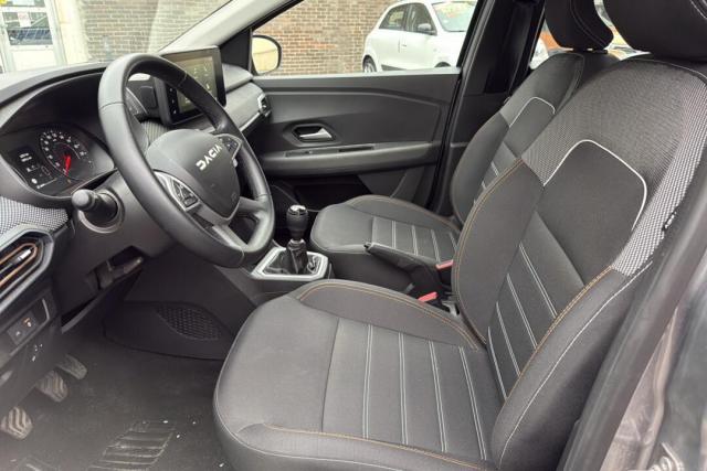 Dacia Sandero image 2