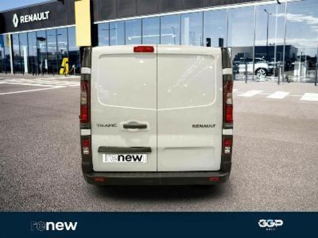 Renault Trafic image 2