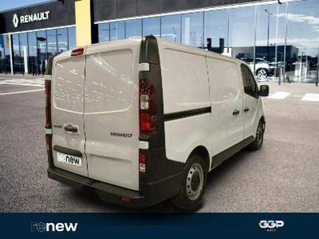 Renault Trafic image 1