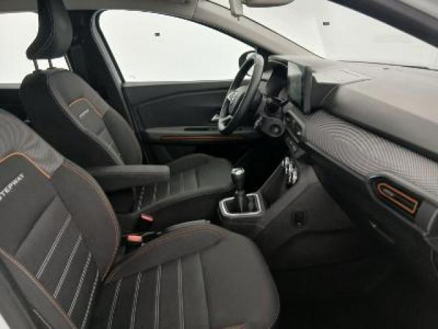 Dacia Sandero image 2