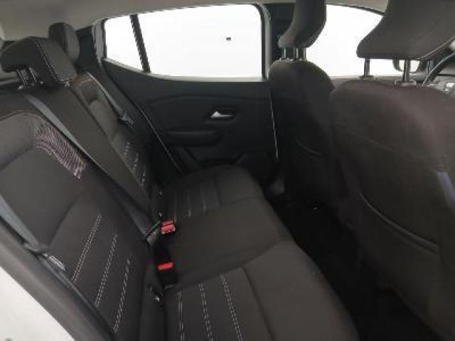 Dacia Sandero image 4