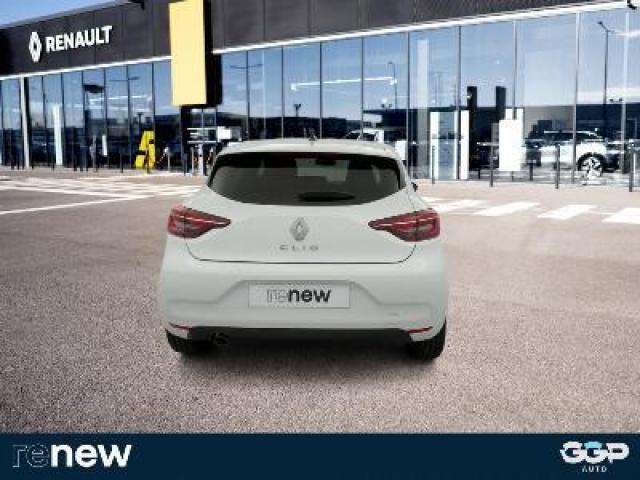 Renault Clio image 2