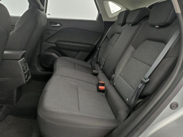 Renault Captur image 2