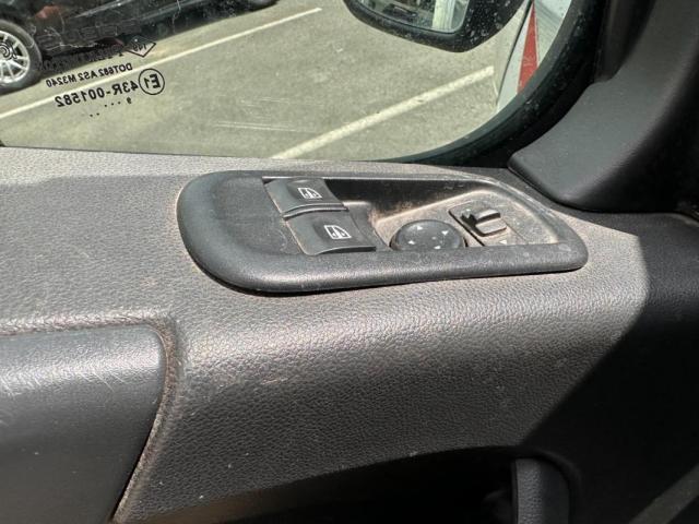 Renault Master image 9
