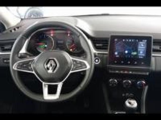 Renault Captur image 8