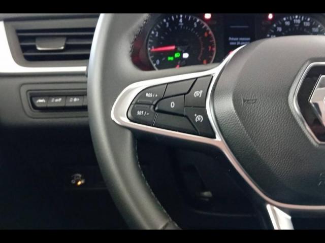 Renault Captur image 6