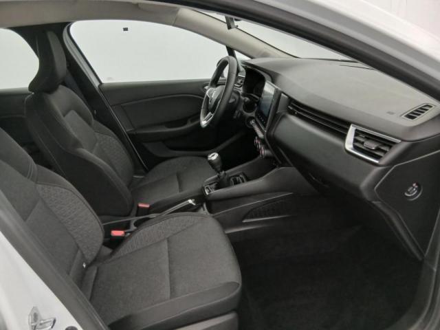 Renault Clio image 9