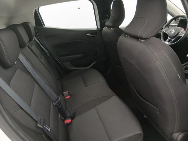 Renault Clio image 2