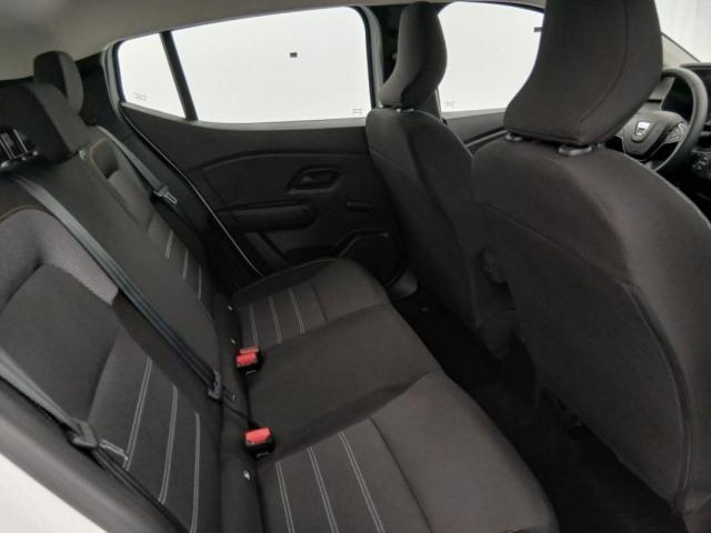 Dacia Sandero image 1