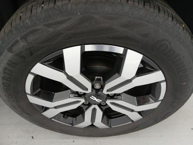 Dacia Duster image 1