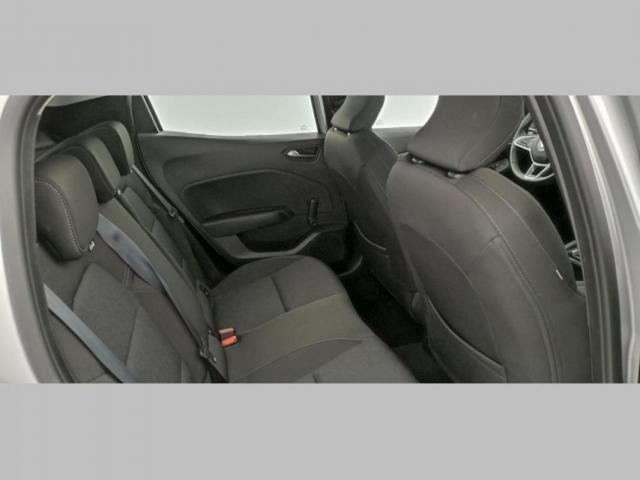 Renault Clio image 9