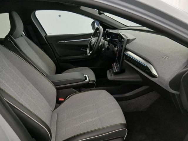 Renault Mégane E-Tech image 5