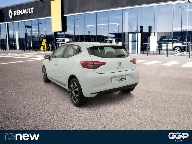 Renault Clio image 9