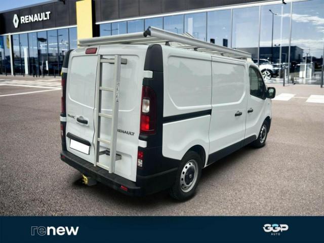 Renault Trafic image 2