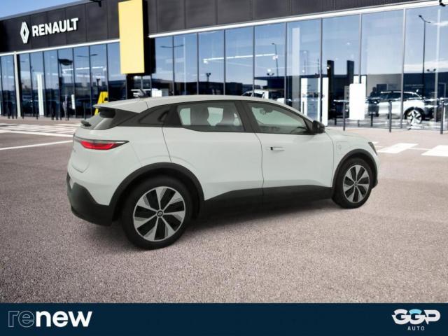 Renault Mégane E-Tech image 8