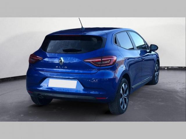 Clio image 6