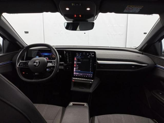 Renault Mégane E-Tech image 2
