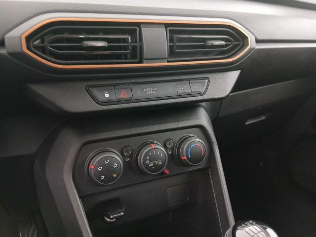 Dacia Sandero image 4