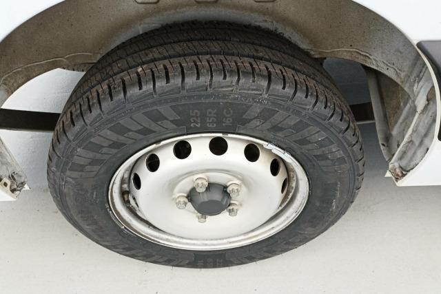 Renault Master image 9