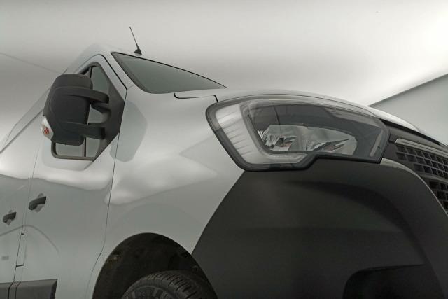 Renault Master image 7
